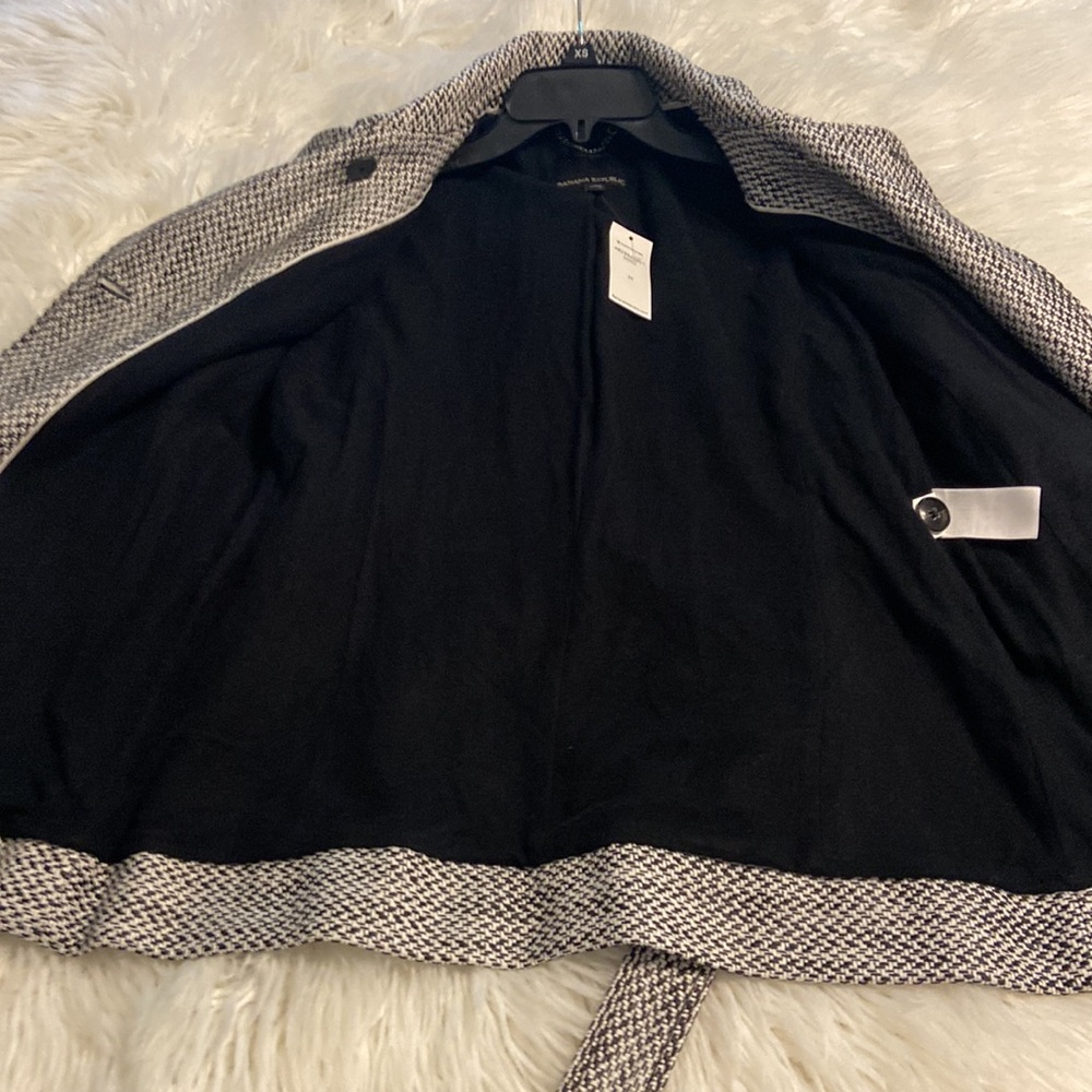 Banana Republic Black and White Trench Coat size M brand new length 30” bust 36” - Picture 8 of 16